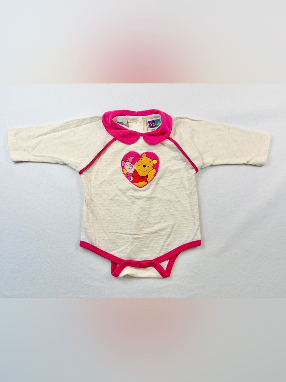 VTG Winne the Pooh and Piglet Embroidered Heart Peter Pan Collar Bodysuit 6/9M